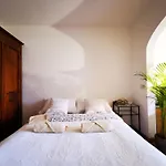 Apartment Flore